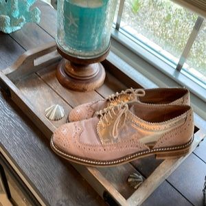 Rose gold Seychelles loafer / wing tip shoes